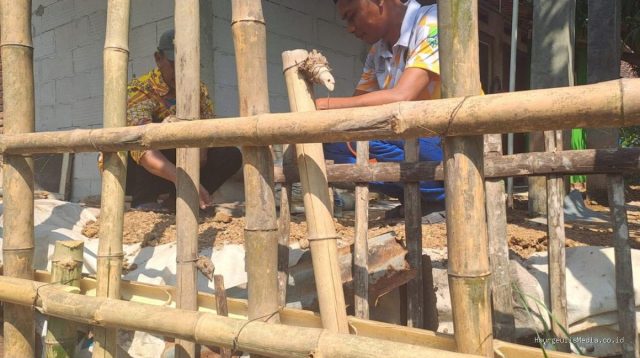 Tanah Amblas 2 Meter di Sukagumiwang, Puluhan Rumah Terancam Longsor