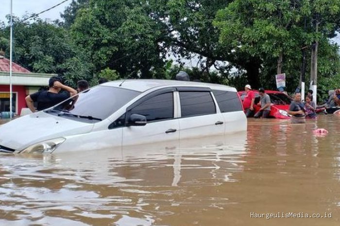 Ciri-Ciri Mobil Bekas Pernah Terendam Banjir yang Perlu Diperiksa
