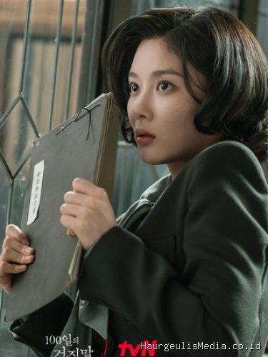 Kim Yoo Jung di 100 Days of Deception