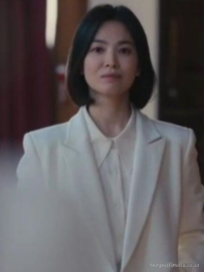 Potret Song Hye Kyo dalam drama The Glory