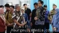 Lucky Hakim Tinjau RSUD M.A. Sentot Patrol: Evaluasi Kualitas Layanan Kesehatan Indramayu Lucky Hakim Tinjau RSUD M.A. Sentot Patrol: Evaluasi Kualitas Layanan Kesehatan Indramayu