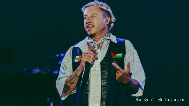 Macklemore Terdepak dari Tur Ed Sheeran Akibat Dukung Palestina