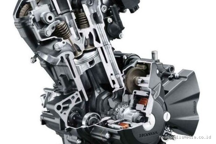 Perbedaan Perawatan Motor Injeksi vs Karburator, Mana Lebih Praktis?