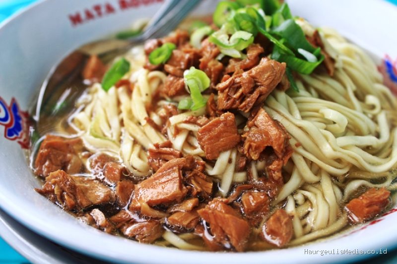 Resep Mie Ayam Kuah Kaldu Ayam Gurih dan Praktis di Rumah