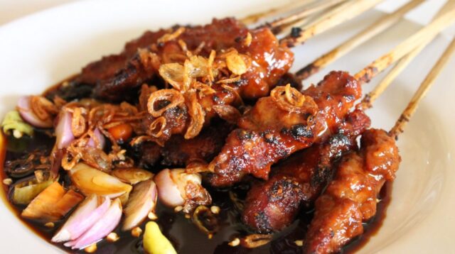 Resep Sate Ayam Madura Bumbu Kacang yang Gurih dan Praktis
