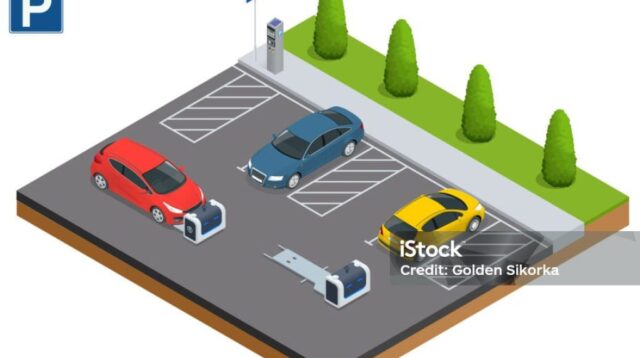 Tips Merawat Mobil yang Sering Parkir di Luar Ruangan